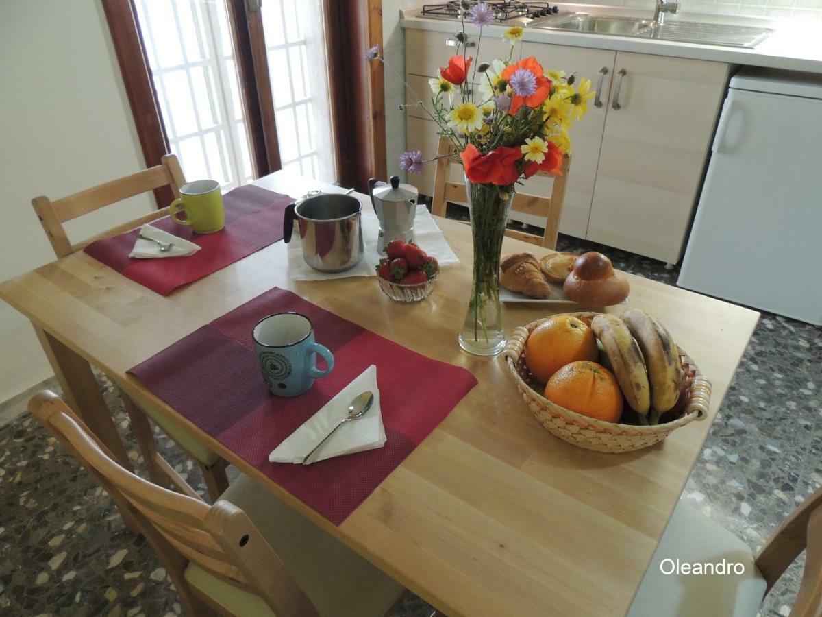 Apartament Oleandro E Glicine Lecce Zewnętrze zdjęcie