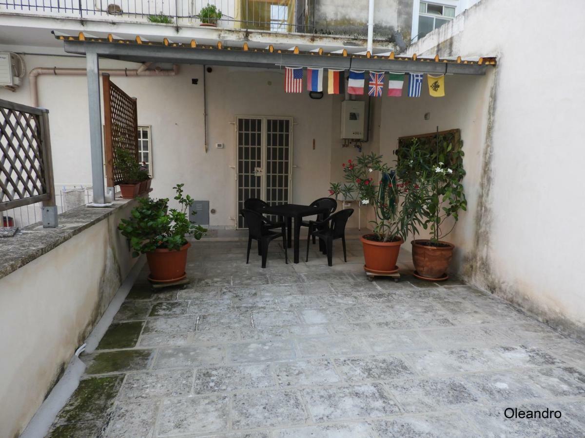 Apartament Oleandro E Glicine Lecce Zewnętrze zdjęcie