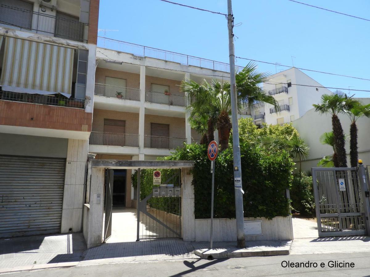 Apartament Oleandro E Glicine Lecce Zewnętrze zdjęcie